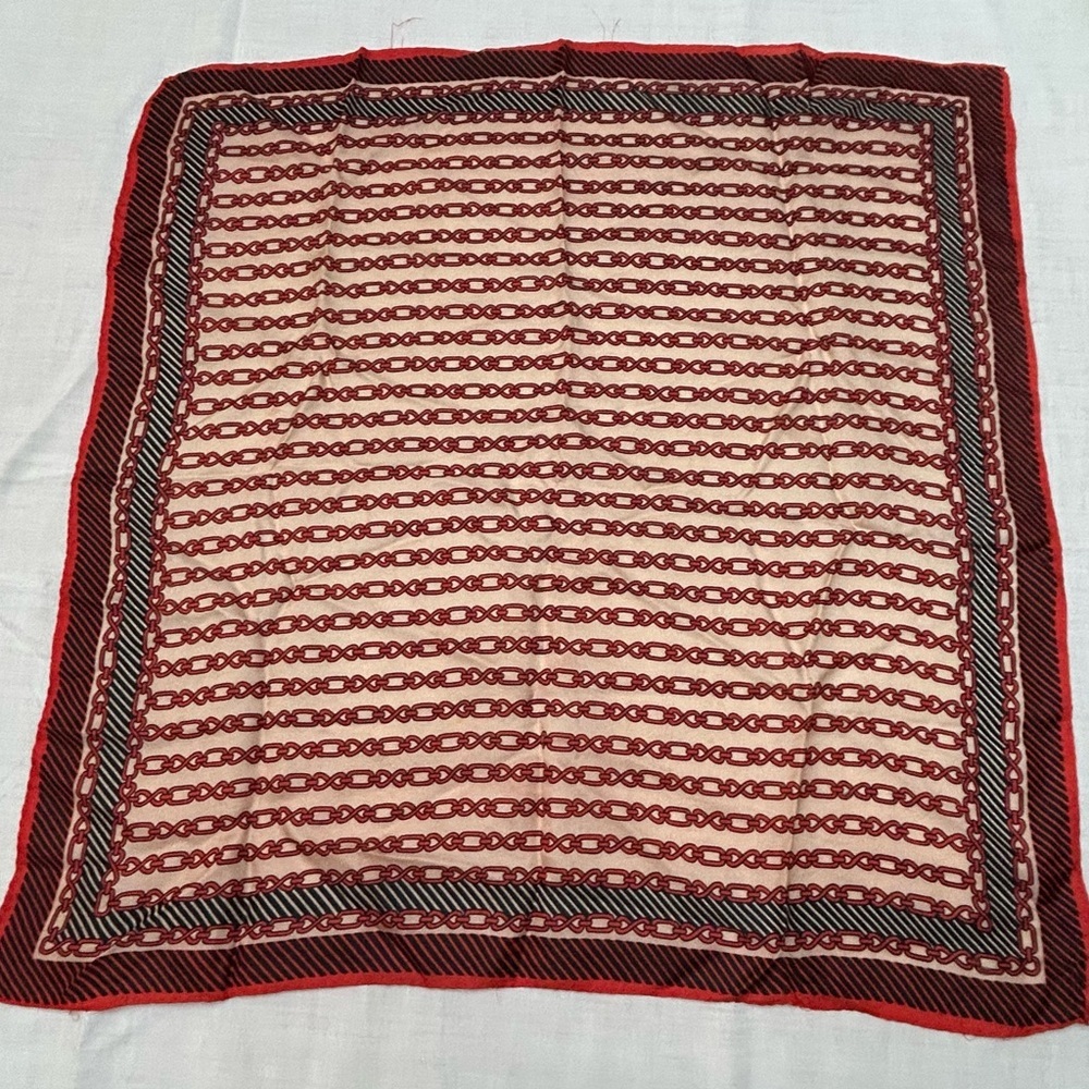 Vintage Red and White Chain Pattern Scarf